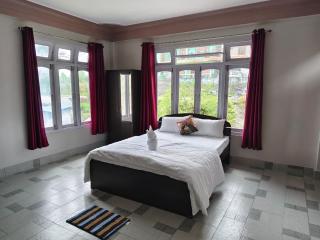 Comfort Castle Homestay - 2