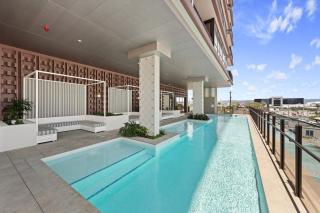 Resort-Style 2BR Study Parking - 6