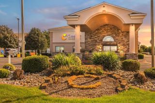 Comfort Inn & Suites Ludington near US-10 - 6