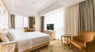Vienna Hotel Chongqing Yangjiaping Pedestrian Street Light Railway Station - 4