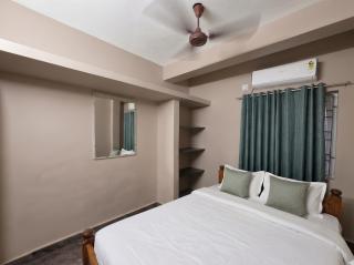 FabHotel Dervona - 5