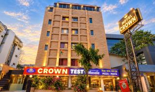 Hotel Crown - 0