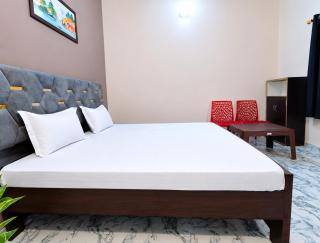 Hotel Pari Mahal - 4