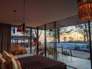 The Beach House - 0