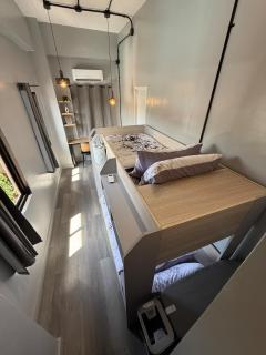 Bunk Room at J Veloso Apartments - 8
