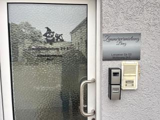 -Fewo Benz- Exklusive Ferienwohnung im Stadtzentrum von Wittenberge Modernes Ambiente, 3 Einzelzimmer für bis zu 6 Gäste - voll ausgestattet mit Waipu-TV und High-Speed-WLAN Bettwäsche und Handtücher inklusive! - 6