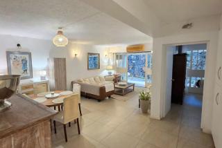 Grand Bay Ground Floor Apartment - 8