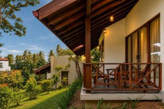 NatureSurf Villas - Private Garden Retreat at Hiriketiya Beach SPA, Surf & Relaxation - 6