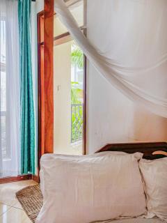 Tiny Studio in Nyali with Pool 2 min to Beach - 1