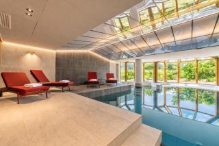 Le Cristal GM11 Mountain View, Pool, Private Sauna & Parking - Happy Rentals - 3
