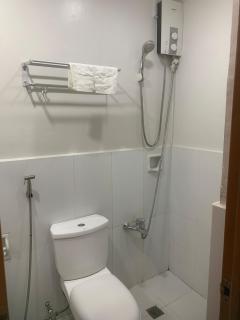 Private Suite at J Veloso Apartment - 8