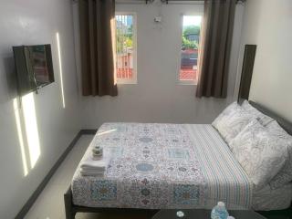 Private Suite at J Veloso Apartment - 5