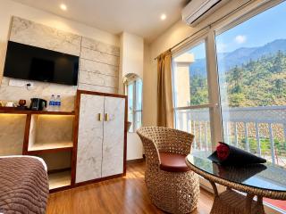 Check Inn Homes, Rishikesh Tapovan - 2