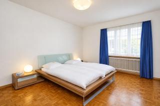 Queen Bed, Private Balcony, Central - Ghost 13 - 7