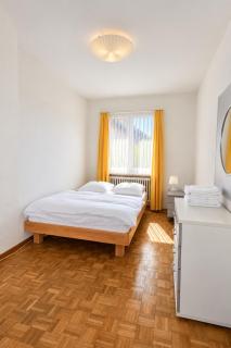 Queen Bed, Private Balcony, Central - Ghost 13 - 6