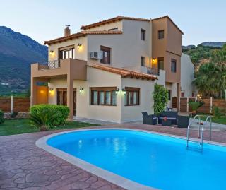 Family Villa Ellis Plakias with private pool 200m to the beach walking distance to the amenities - 7