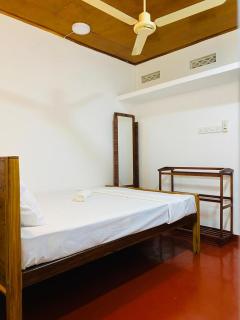 Ani Guest House - 4