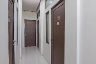 RedDoorz @ Galuh Mas - 7