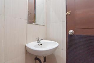 RedDoorz @ Galuh Mas - 5
