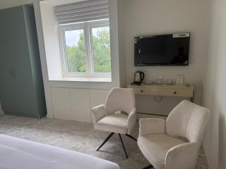 The Splendour Grand Hotel - 2