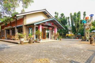 RedDoorz near STAB Syailendra Kopeng - 7