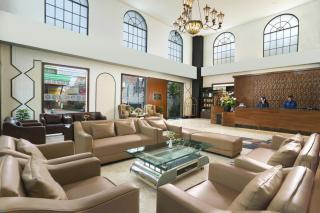 Hotel Namira Syariah Pekalongan - 8