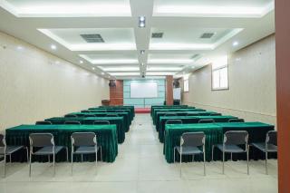 GreenTree Inn Taiyuan PinGYAng Road Business Hotel - 3