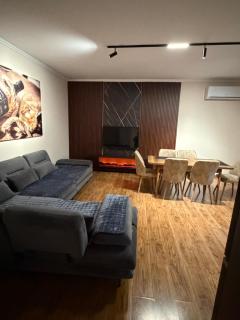 Xhois Apartament - 2