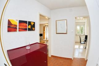 Queen Bed, Private Balcony, Central - Ghost 21 - 6