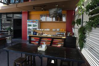 Loft Living Hotel Khonkaen - 9