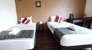 Phonethip Plaza Hotel - 1