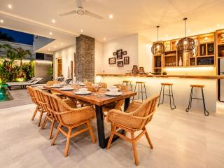 Coastal Comfort Cozy 4BR Villa, 300m to Finns - 7