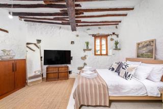 Phaedrus Living Lania Traditional Cottage - 7
