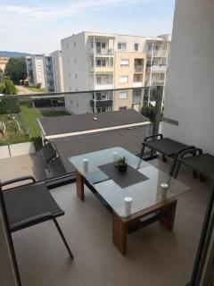 100 square meter new construction apartment - 2