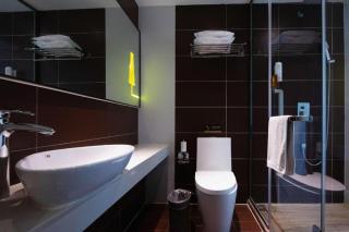 IU Hotel Tianjin Tianta Scenic Spot Wujiayao Metro Station - 2
