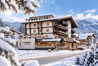 MyGoodLife Hotel & Bar - 0