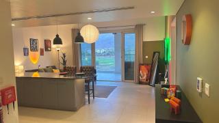 Cozy Gulf Lake Escape in Sifah - 6