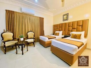 World Inn - 2