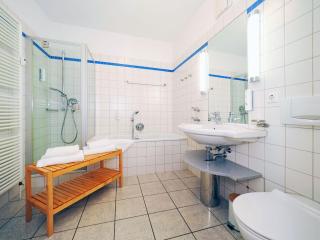 Kaiservillen Heringsdorf - Ferienwohnung mit 1 Schlafzimmer und Terrasse D201 - 4