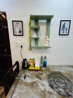 Highlanders Nest 2bhk ultra luxe and cozy stay - 5
