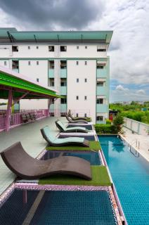 Gold Airport Suites - 3
