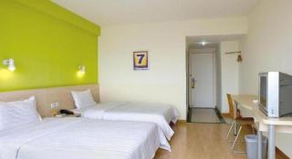7 Days Inn Nanchang Jiefang West Road Xinjia'an Metro Station - 3