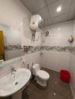 A Cozy Studio Escape – Bahria Town Phase 4 - 2