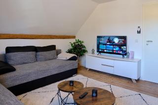charmantes Apartment mit voll ausgestatteter Küche, Kingsize-Betten, Billard & Tischkicker - 3