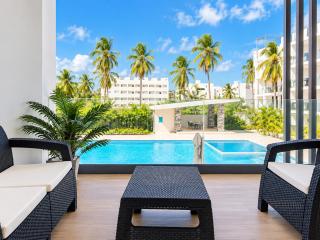 Sausalito | Pool View · 2BR · Sleeps 8 - 0