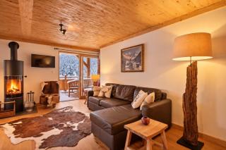 Chalet Larchwood by Mrs Miggins - 1