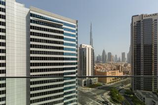 Burj & Beyond - Luxury Stay with Burj Khalifa View - 9