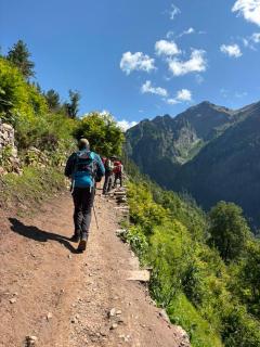 Larot valley reatret - 9