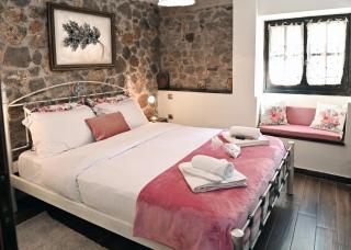 Lithora Arachova - Stone Home with Fireplace - 8