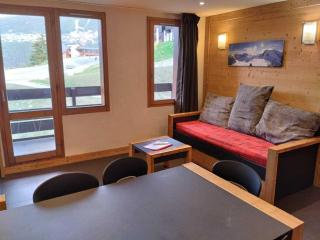 Appartement spacieux rénové avec parking et animaux admis - 3